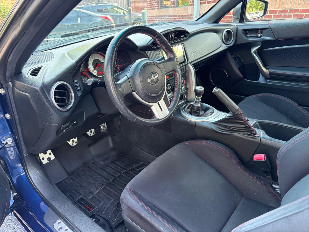 Scion FR-S 6MT 2015