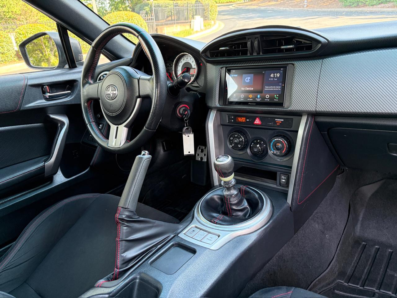 Scion FR-S 6MT 2015