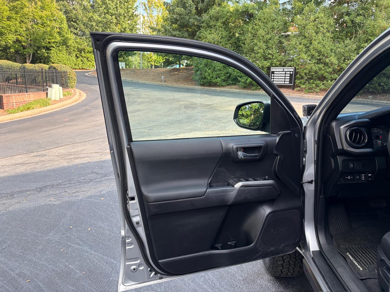 Toyota Tacoma SR5 Double Cab Long Bed V6 6AT 4WD 2021