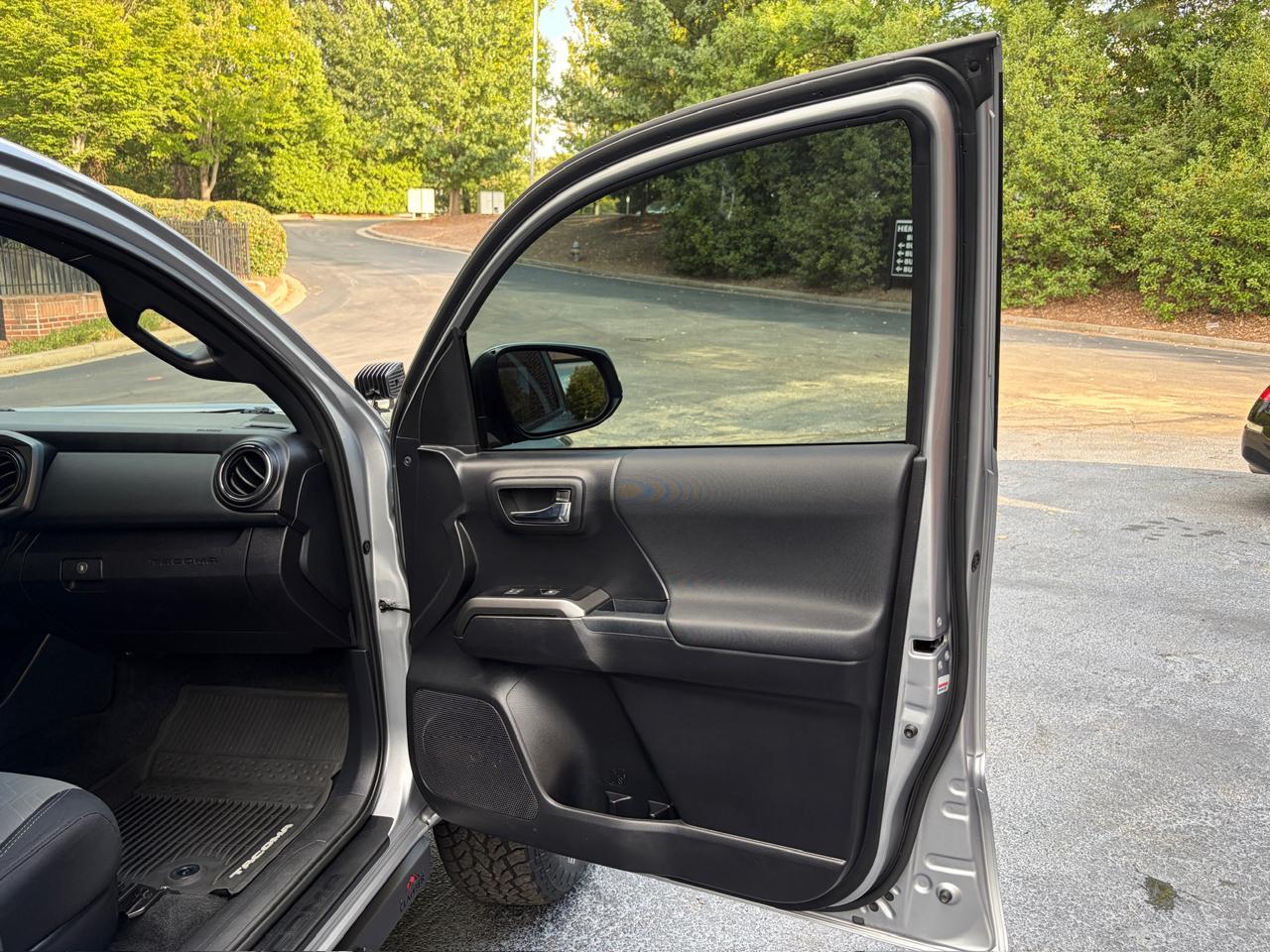 Toyota Tacoma SR5 Double Cab Long Bed V6 6AT 4WD 2021