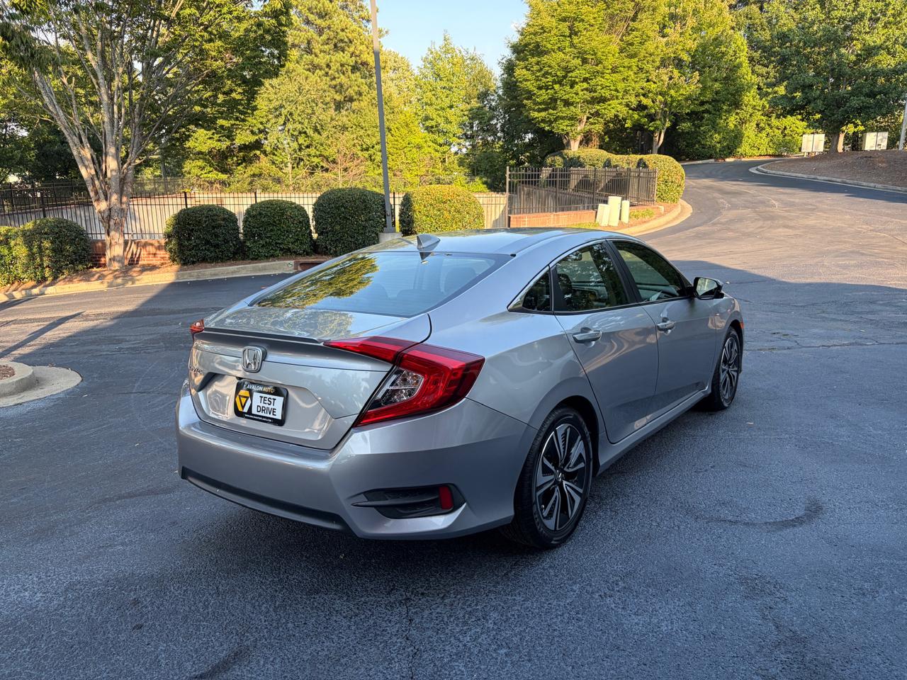 Honda Civic photo 7