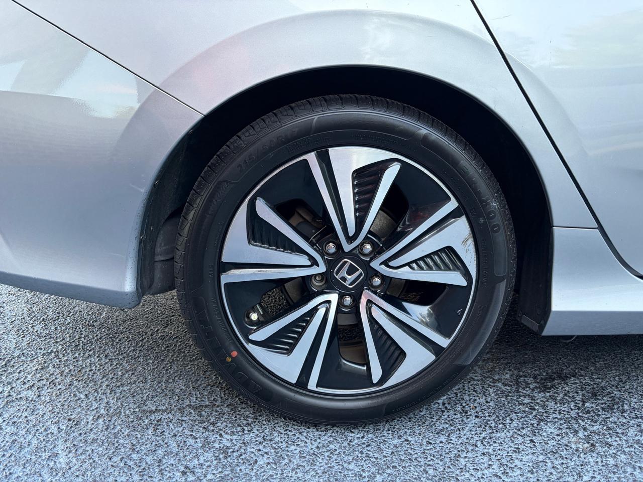 Honda Civic photo 15