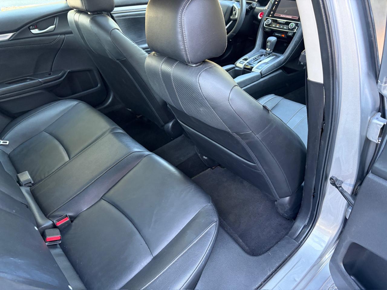 Honda Civic photo 32