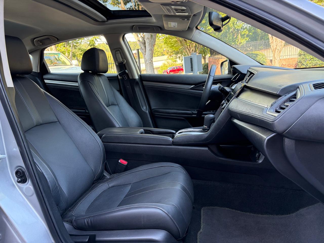 Honda Civic photo 38