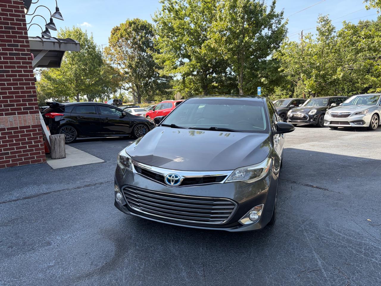Toyota Avalon photo 2