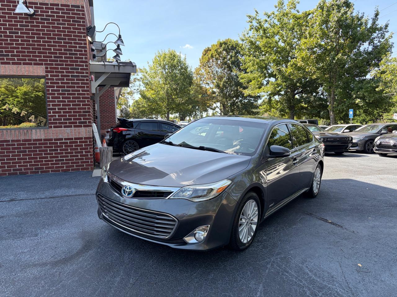 Toyota Avalon photo 3