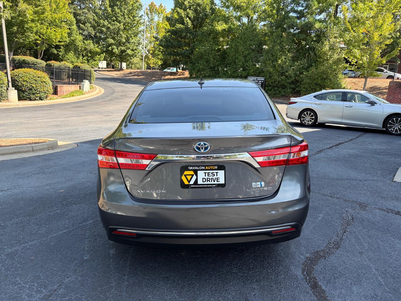 Toyota Avalon photo 5