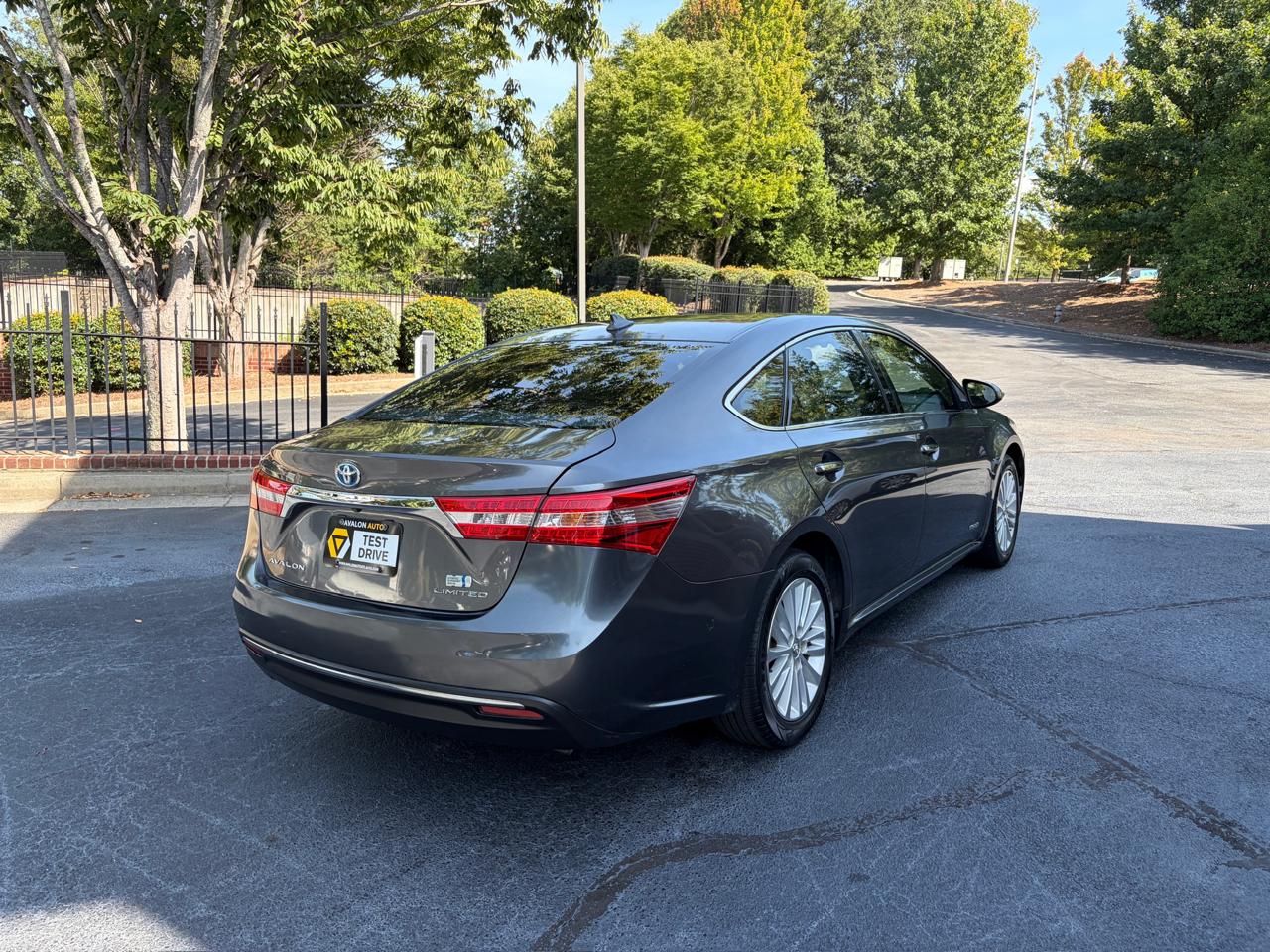 Toyota Avalon photo 7