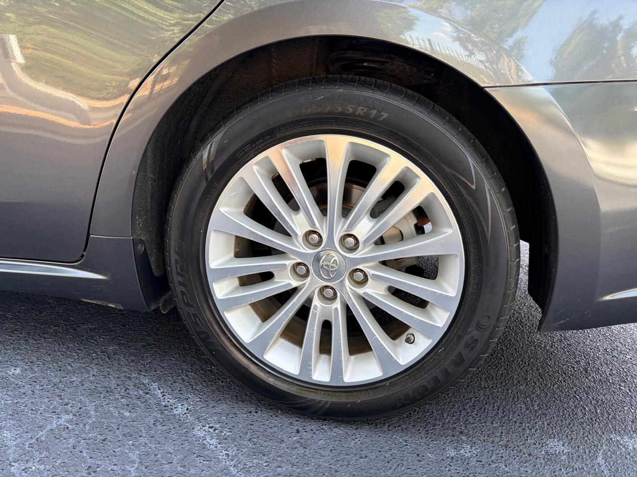Toyota Avalon photo 15