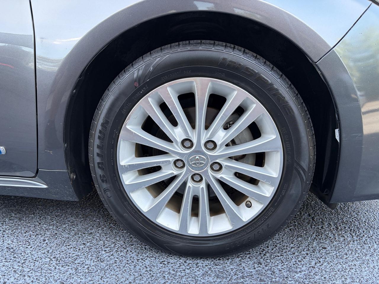 Toyota Avalon photo 16