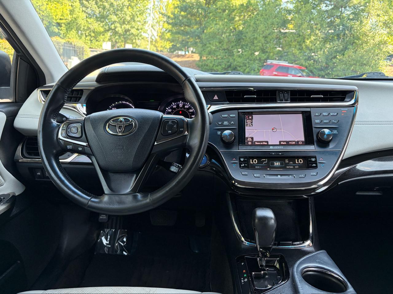Toyota Avalon photo 18