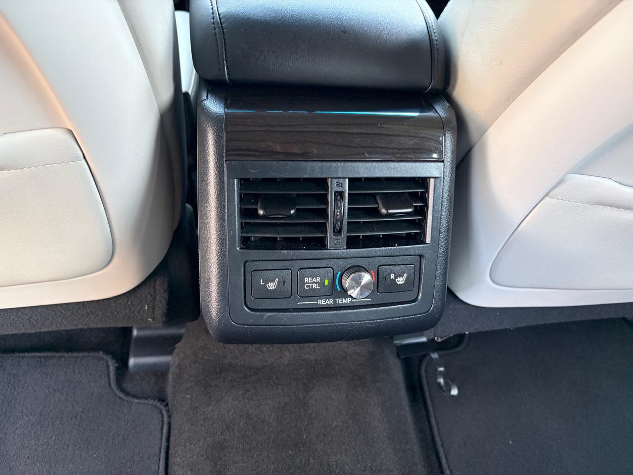 Toyota Avalon photo 33