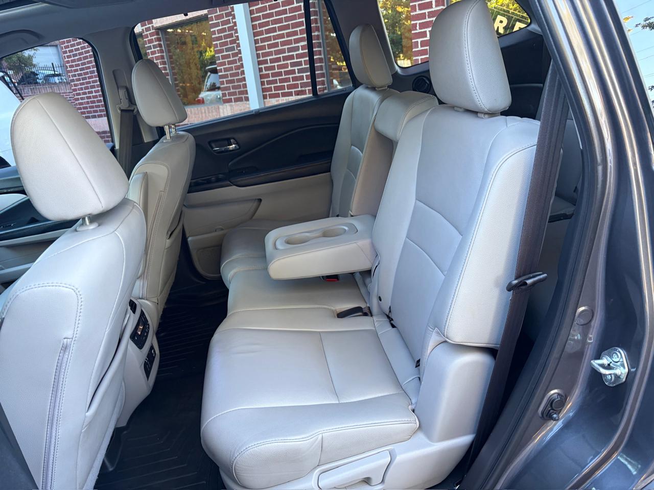 Honda Pilot Touring 2WD 2019