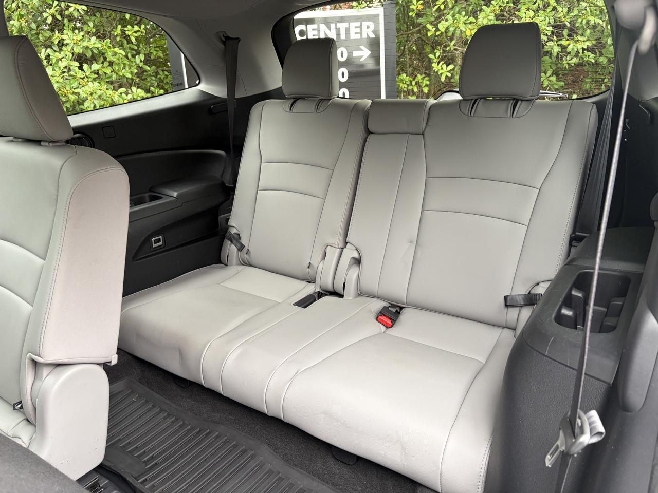 Honda Pilot EX-L w/Navigation and RES 2019