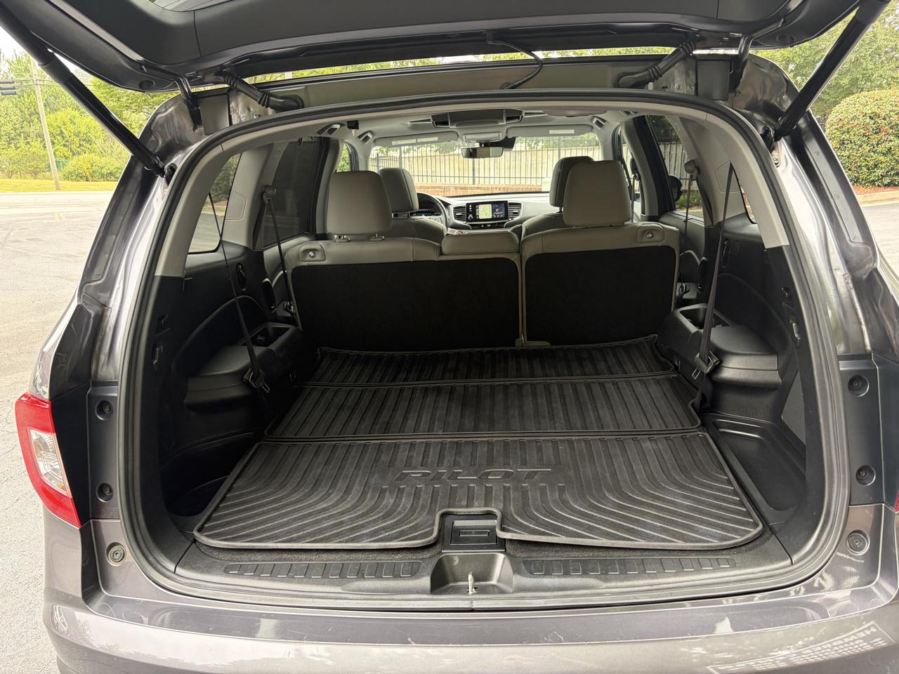 Honda Pilot EX-L w/Navigation and RES 2019
