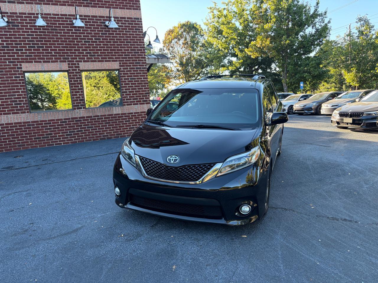 Toyota Sienna SE 8-Passenger 2017