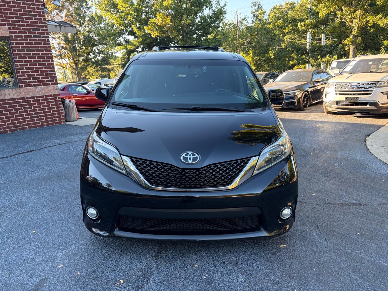 Toyota Sienna SE 8-Passenger 2017