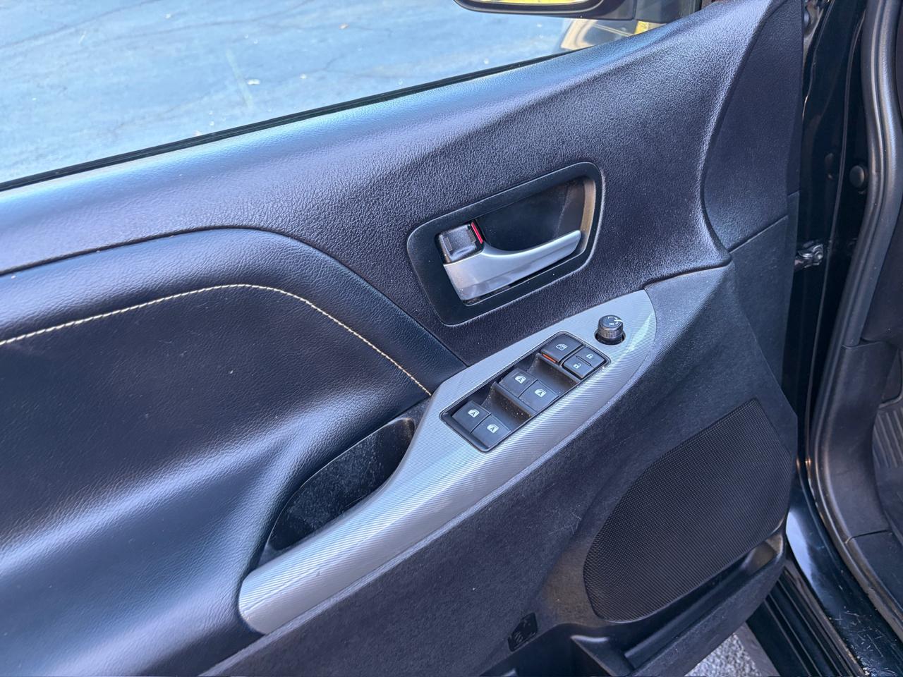 Toyota Sienna SE 8-Passenger 2017