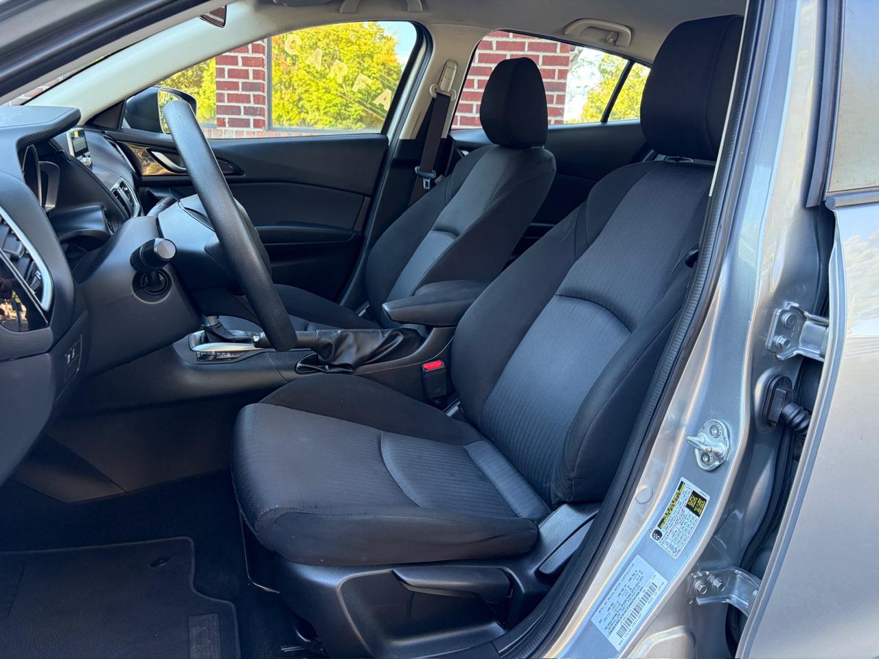 Mazda MAZDA3 i Sport AT 4-Door 2014