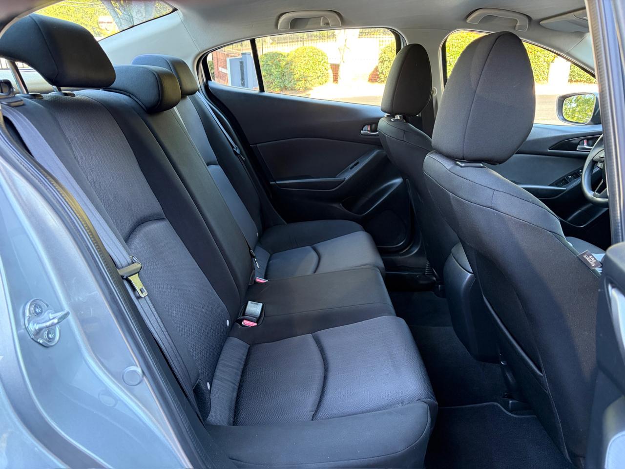 Mazda MAZDA3 i Sport AT 4-Door 2014