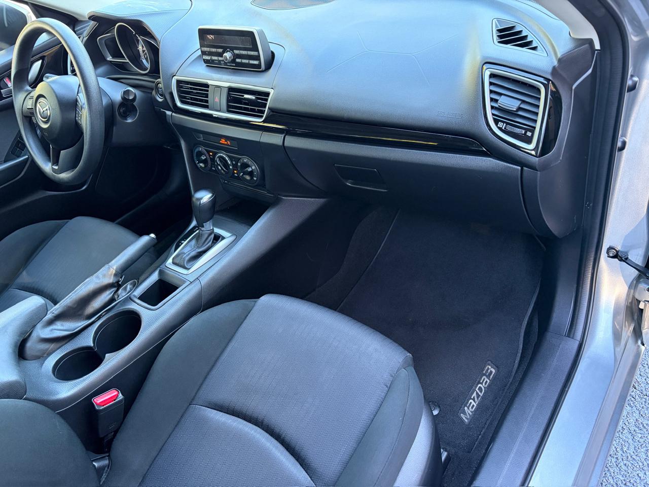 Mazda MAZDA3 i Sport AT 4-Door 2014