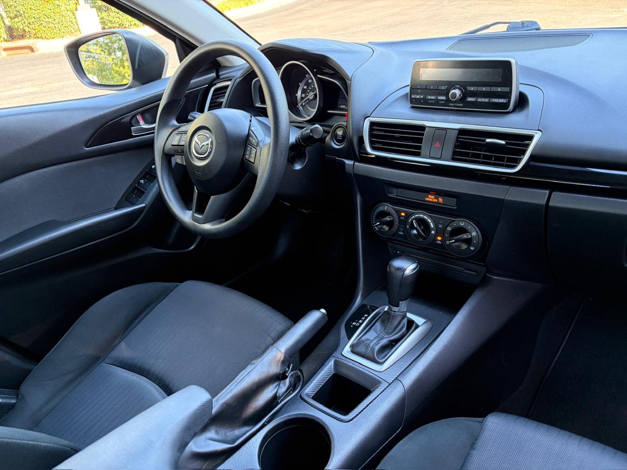 Mazda MAZDA3 i Sport AT 4-Door 2014