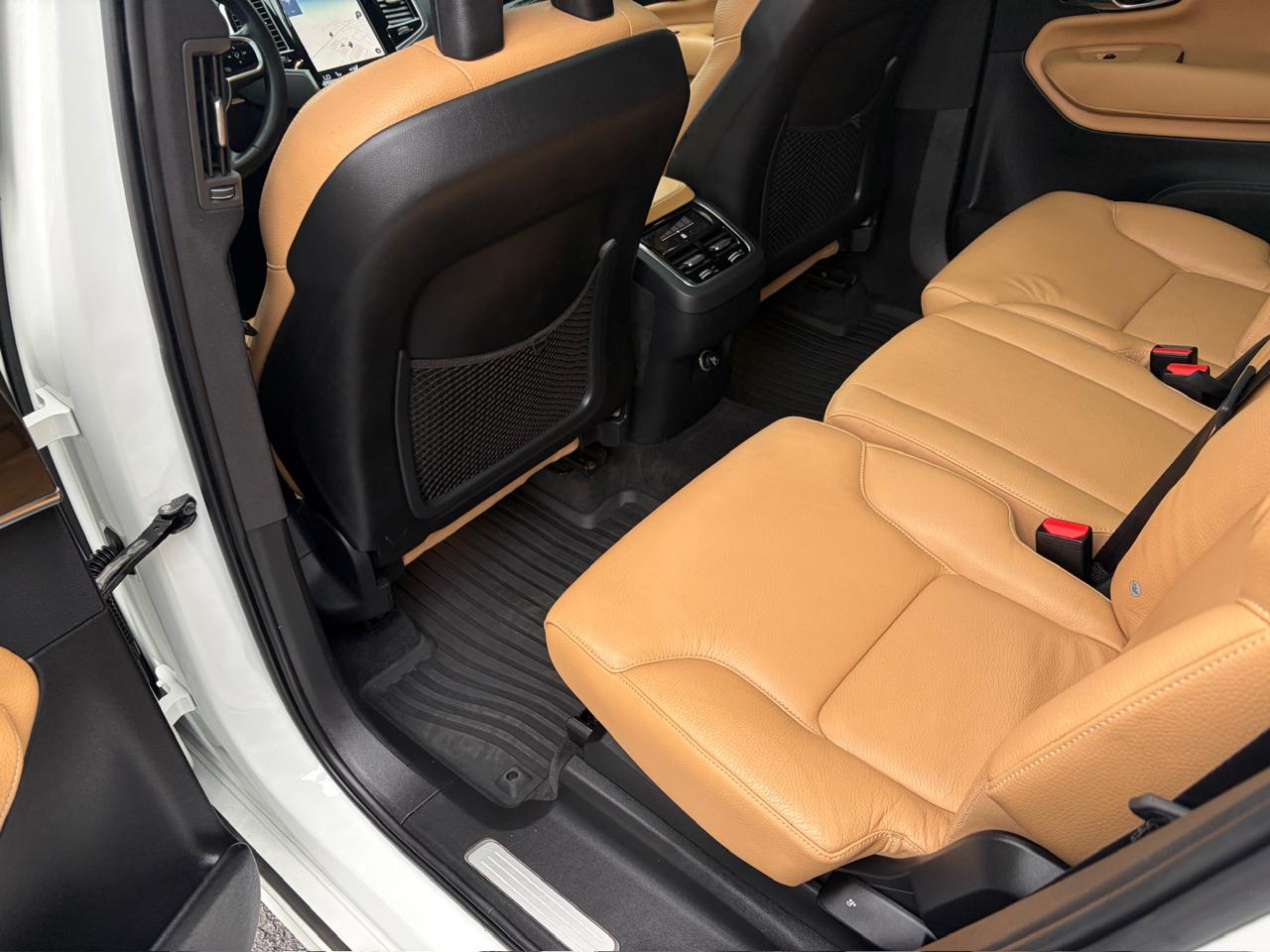 Volvo XC90 T6 Momentum AWD 2018
