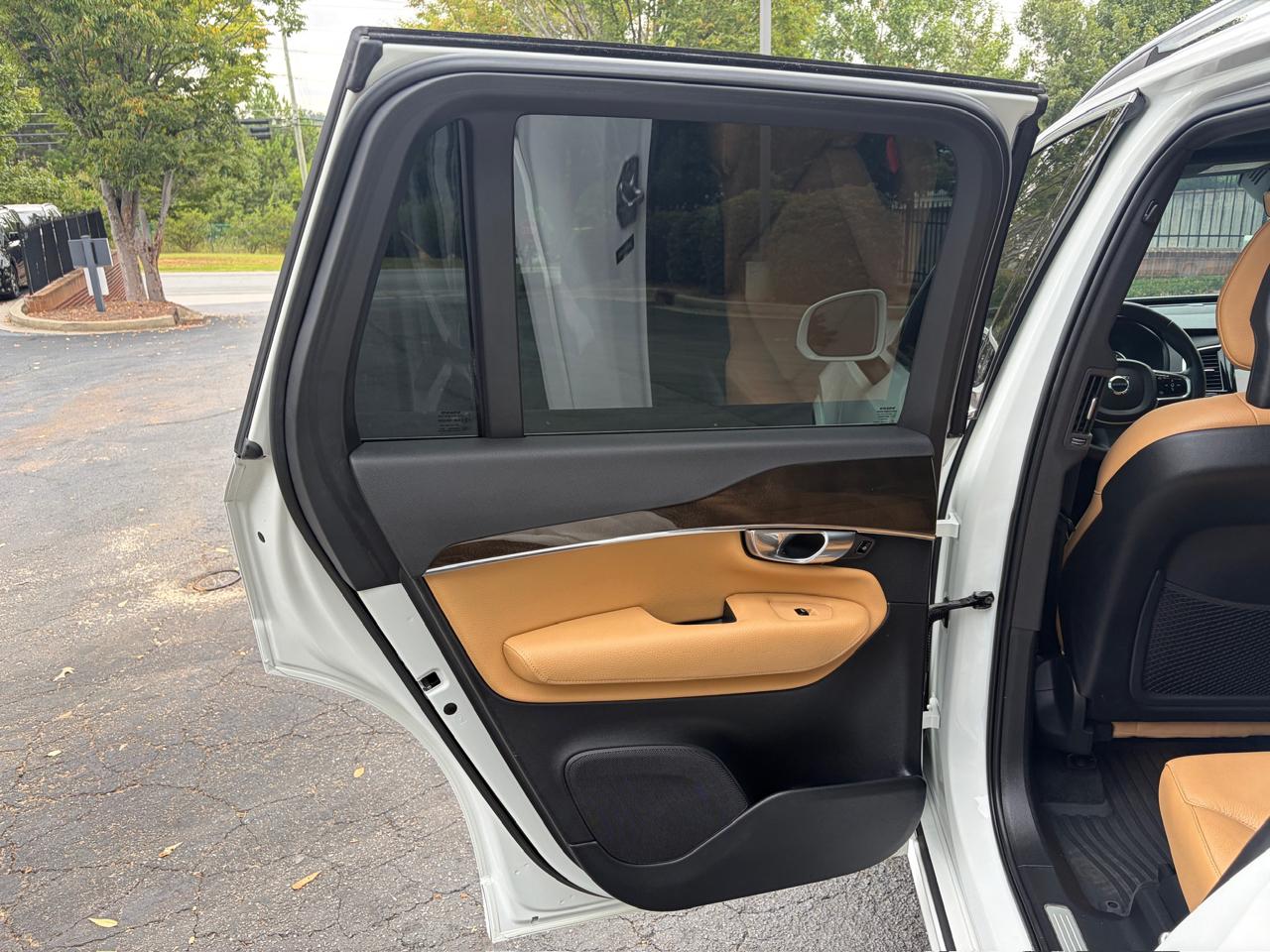 Volvo XC90 T6 Momentum AWD 2018