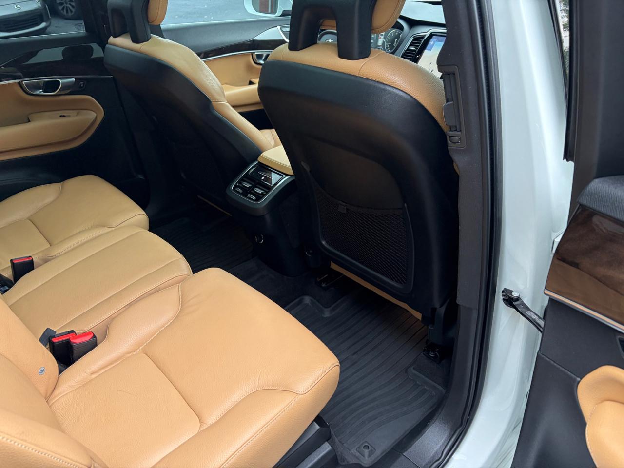 Volvo XC90 T6 Momentum AWD 2018