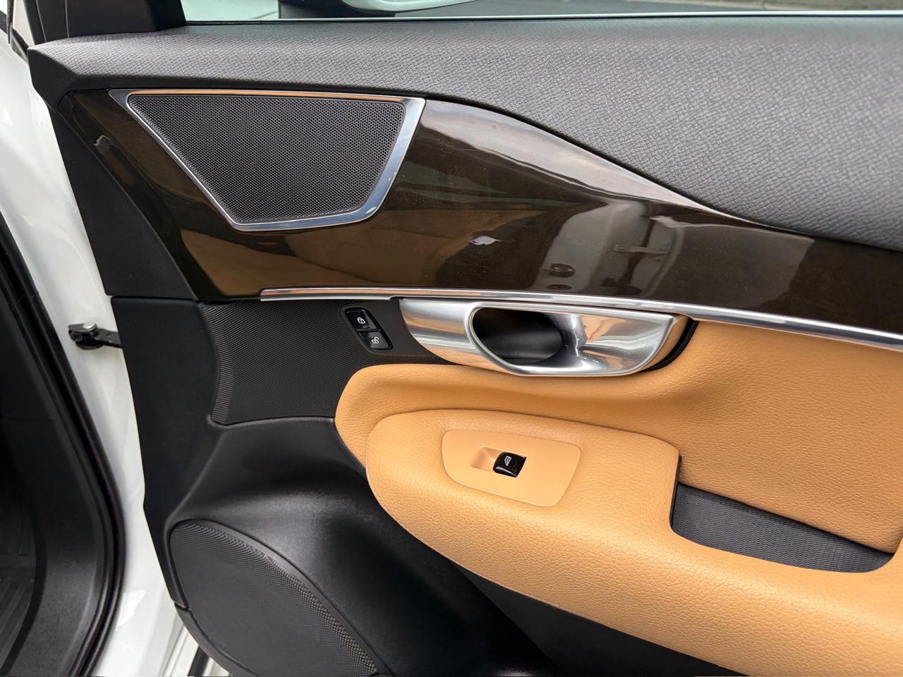 Volvo XC90 T6 Momentum AWD 2018