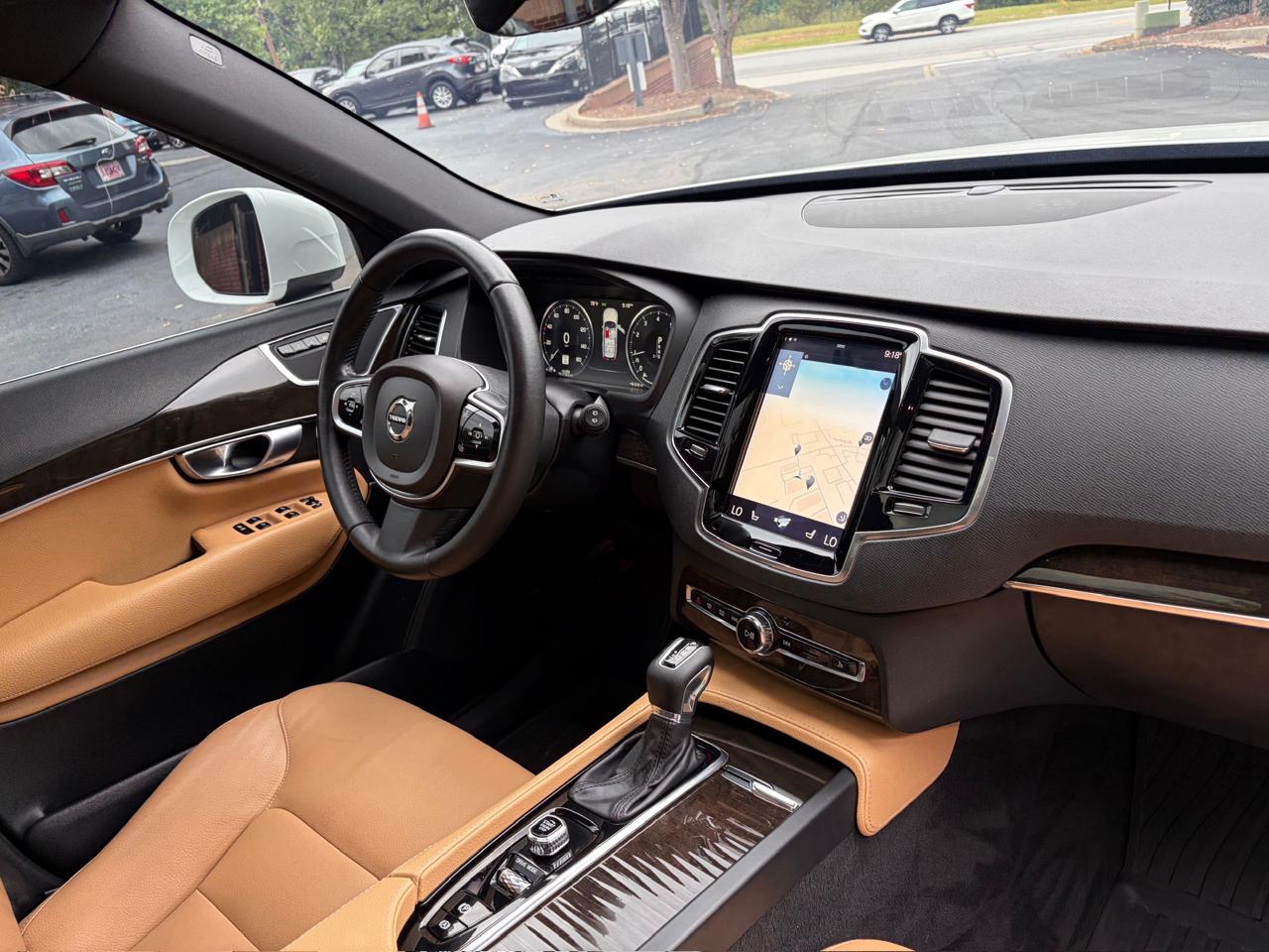 Volvo XC90 T6 Momentum AWD 2018