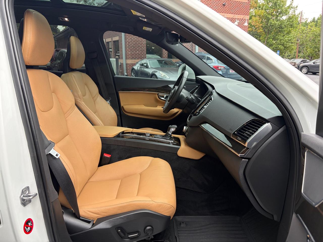 Volvo XC90 T6 Momentum AWD 2018