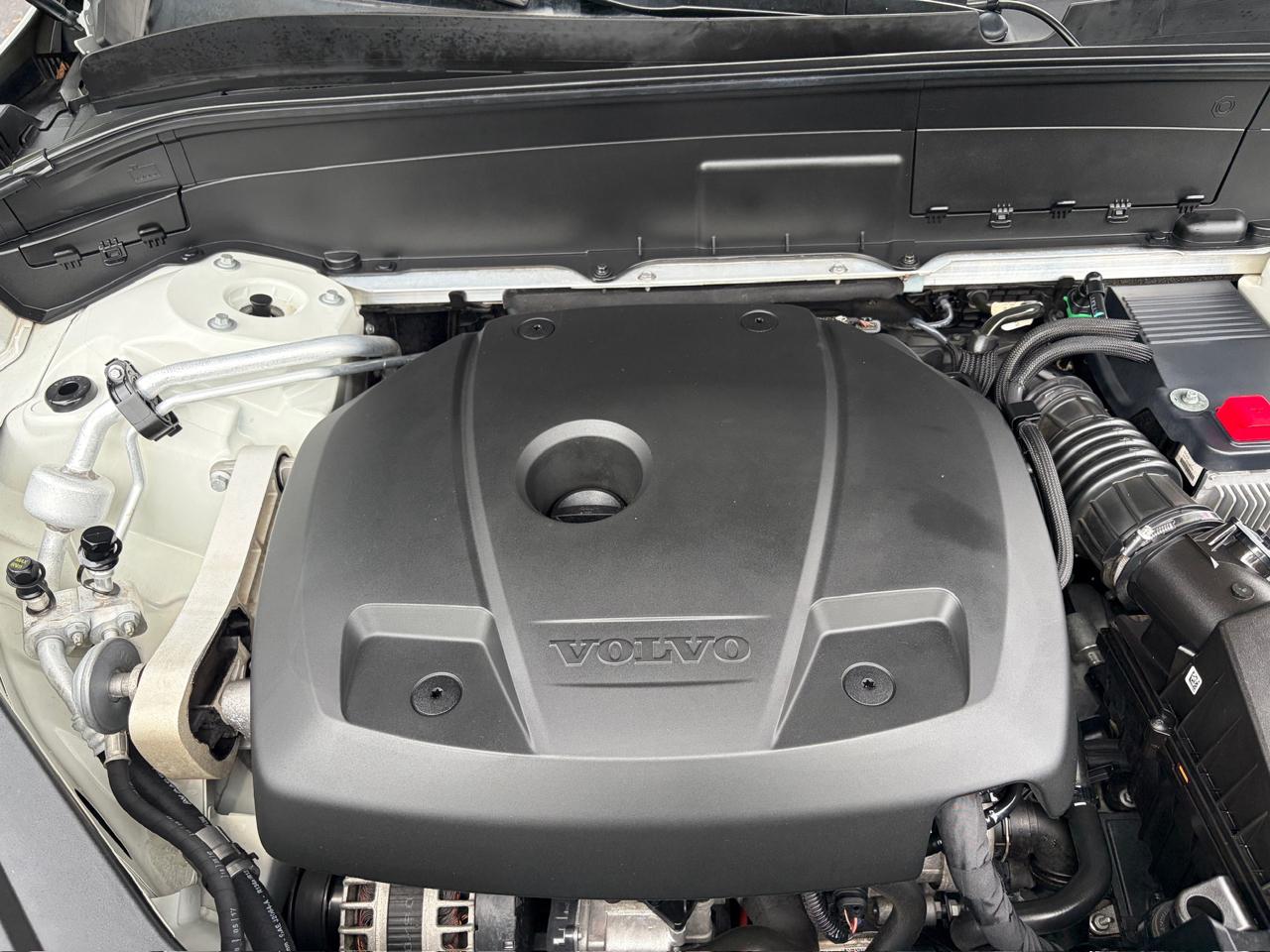 Volvo XC90 T6 Momentum AWD 2018