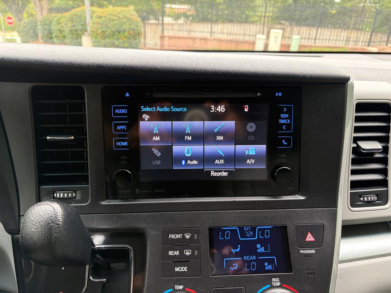 Toyota Sienna LE 8-Passenger 2017
