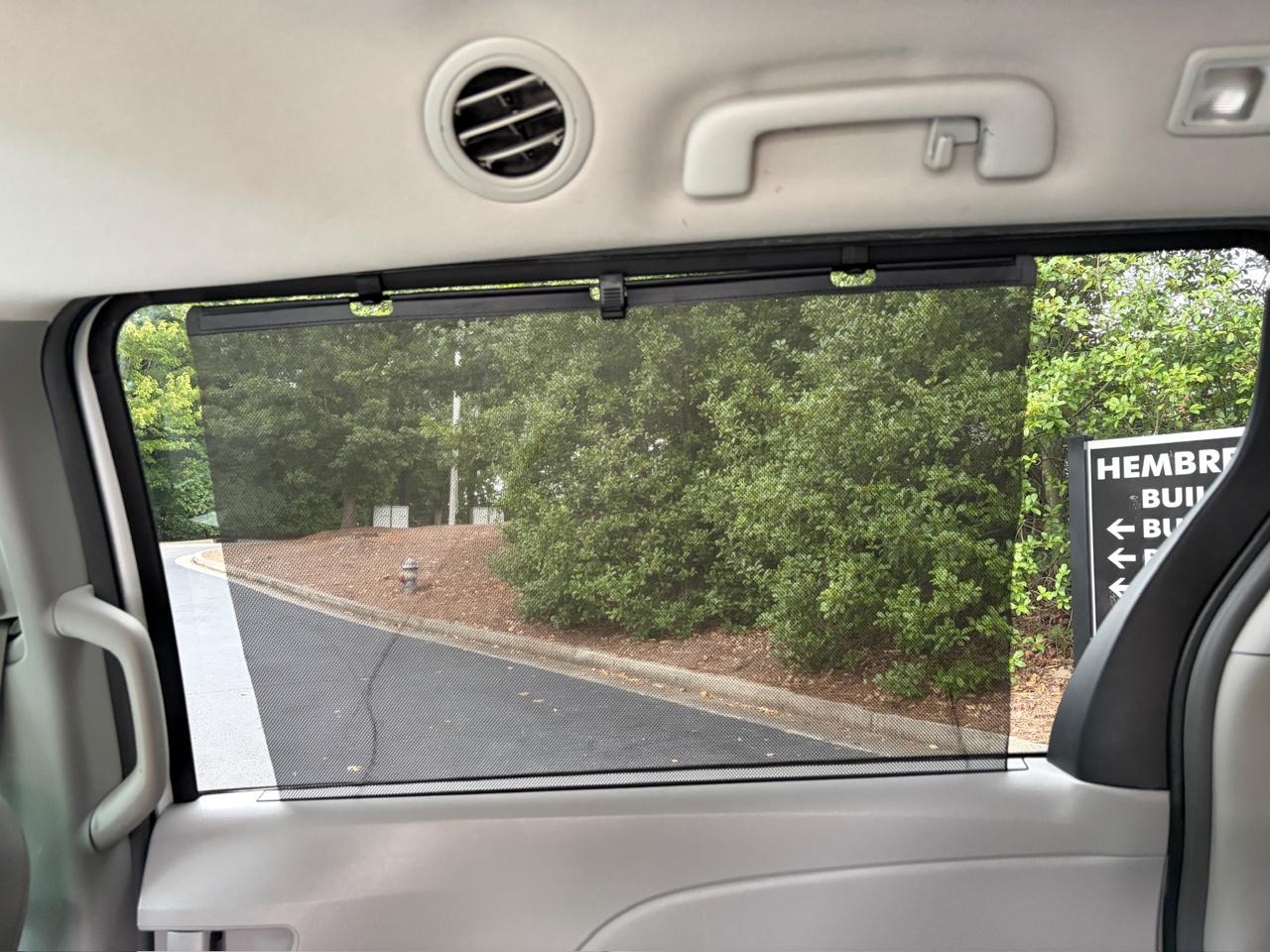 Toyota Sienna LE 8-Passenger 2017