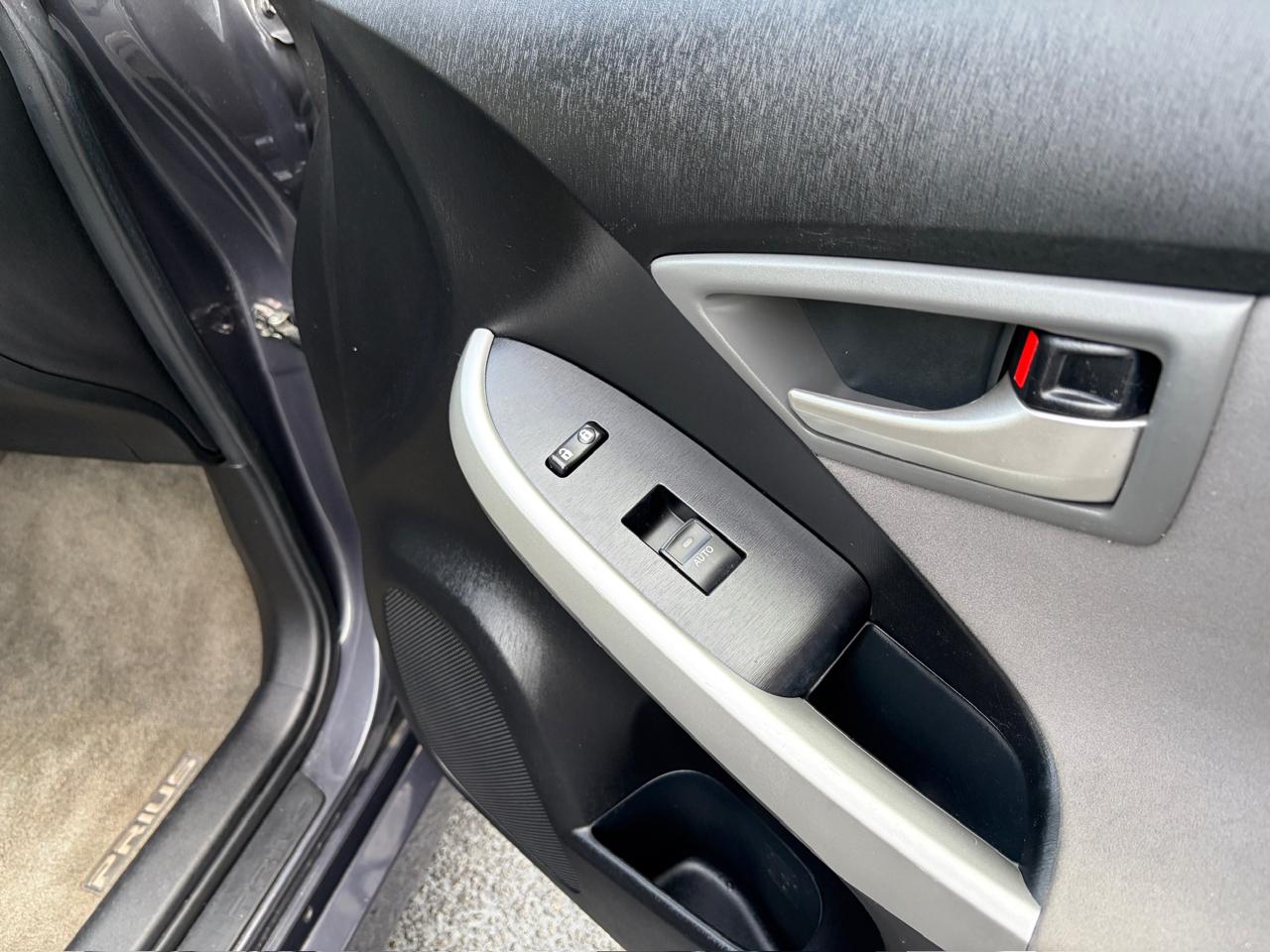 Toyota Prius Four 2015