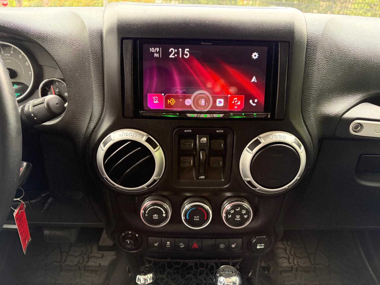 Jeep Wrangler Unlimited Sahara 4WD 2015