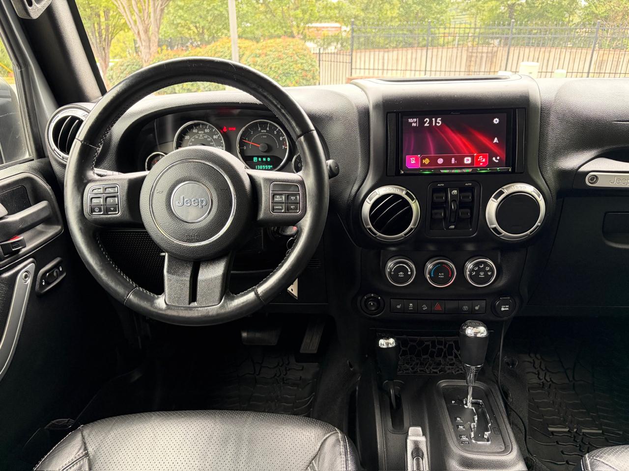Jeep Wrangler Unlimited Sahara 4WD 2015