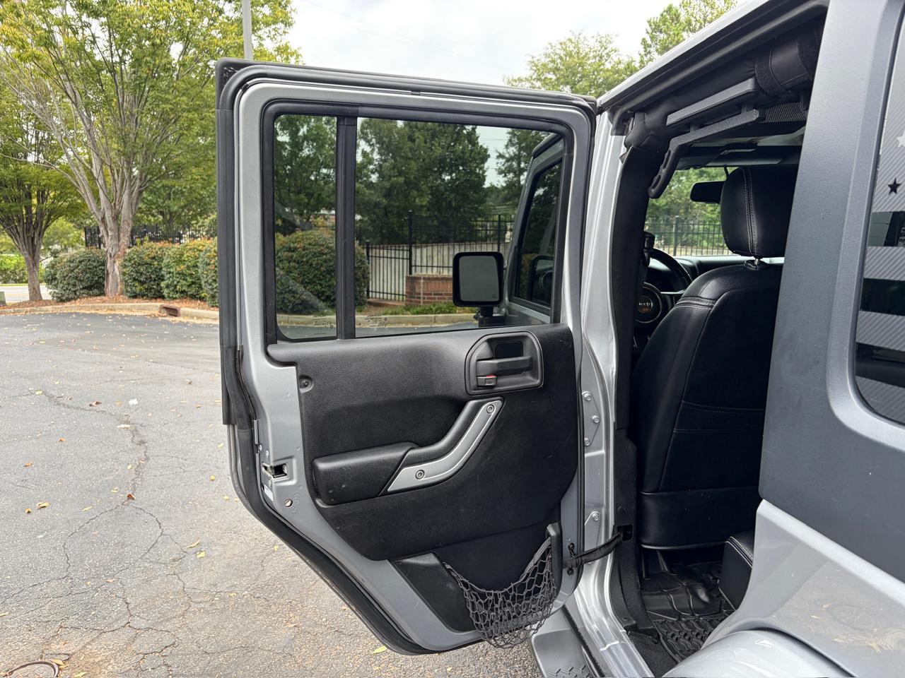 Jeep Wrangler Unlimited Sahara 4WD 2015