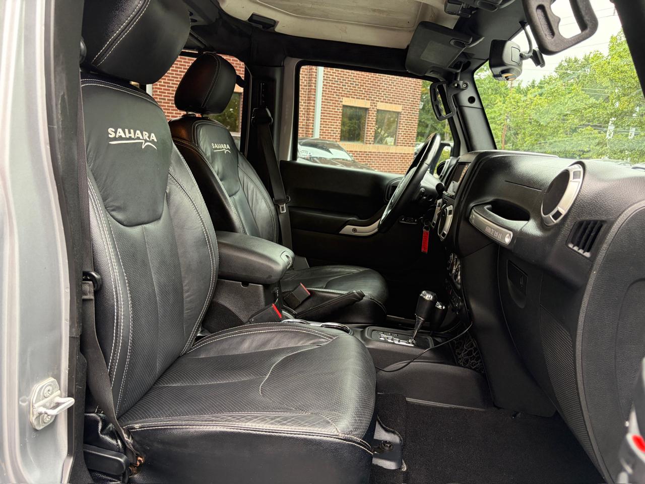 Jeep Wrangler Unlimited Sahara 4WD 2015