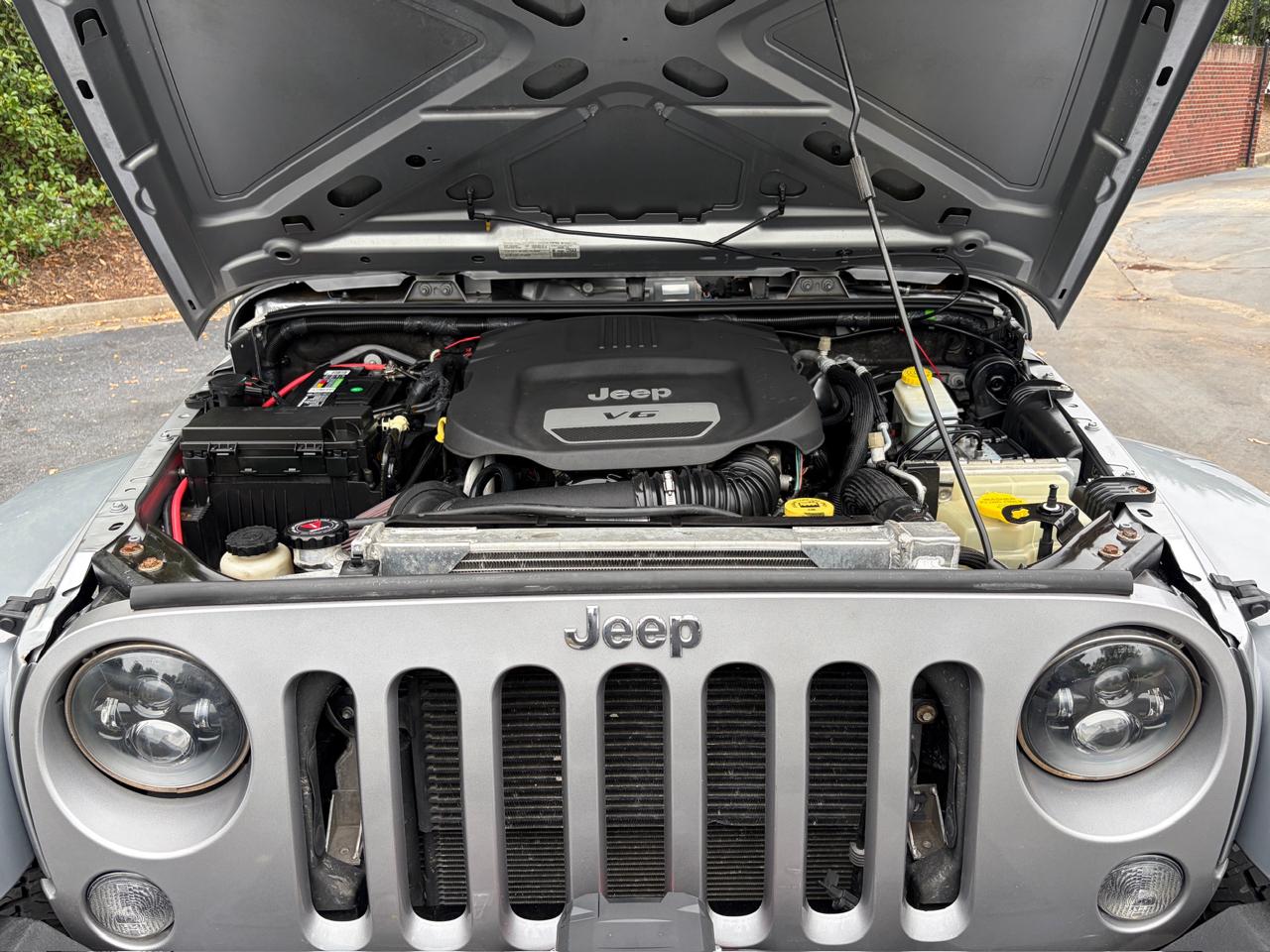 Jeep Wrangler Unlimited Sahara 4WD 2015