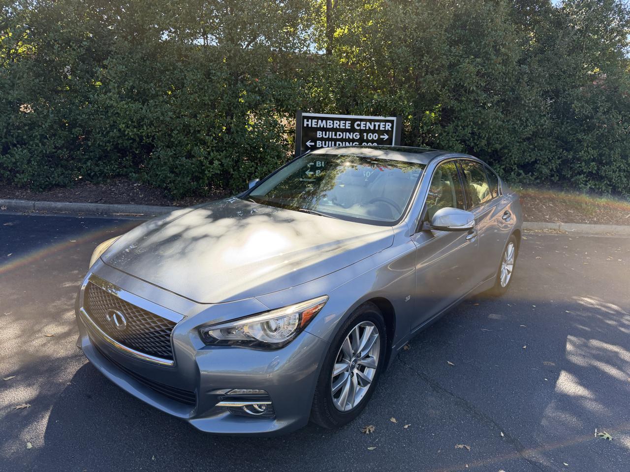 Infiniti Q50 photo 3