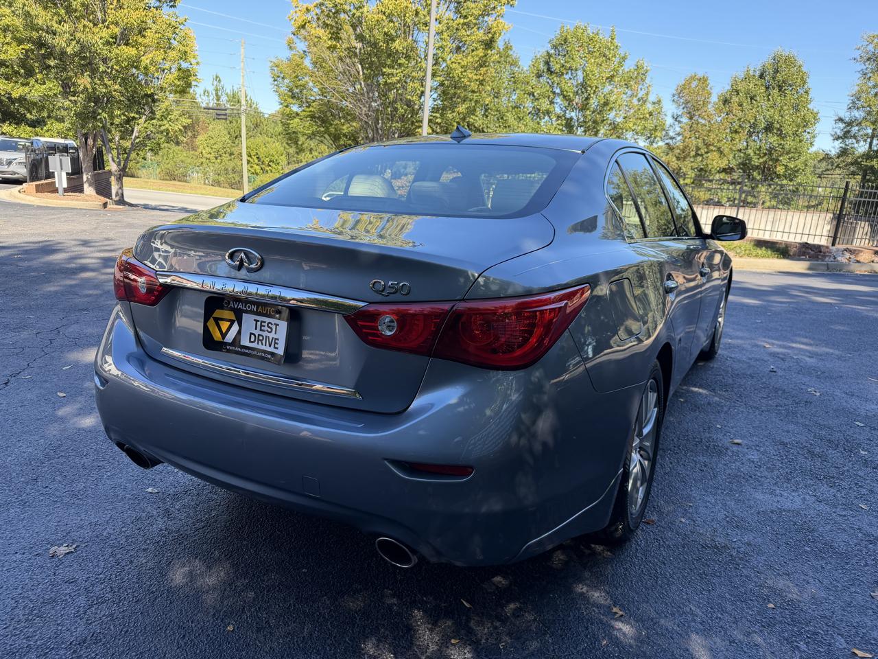Infiniti Q50 photo 7