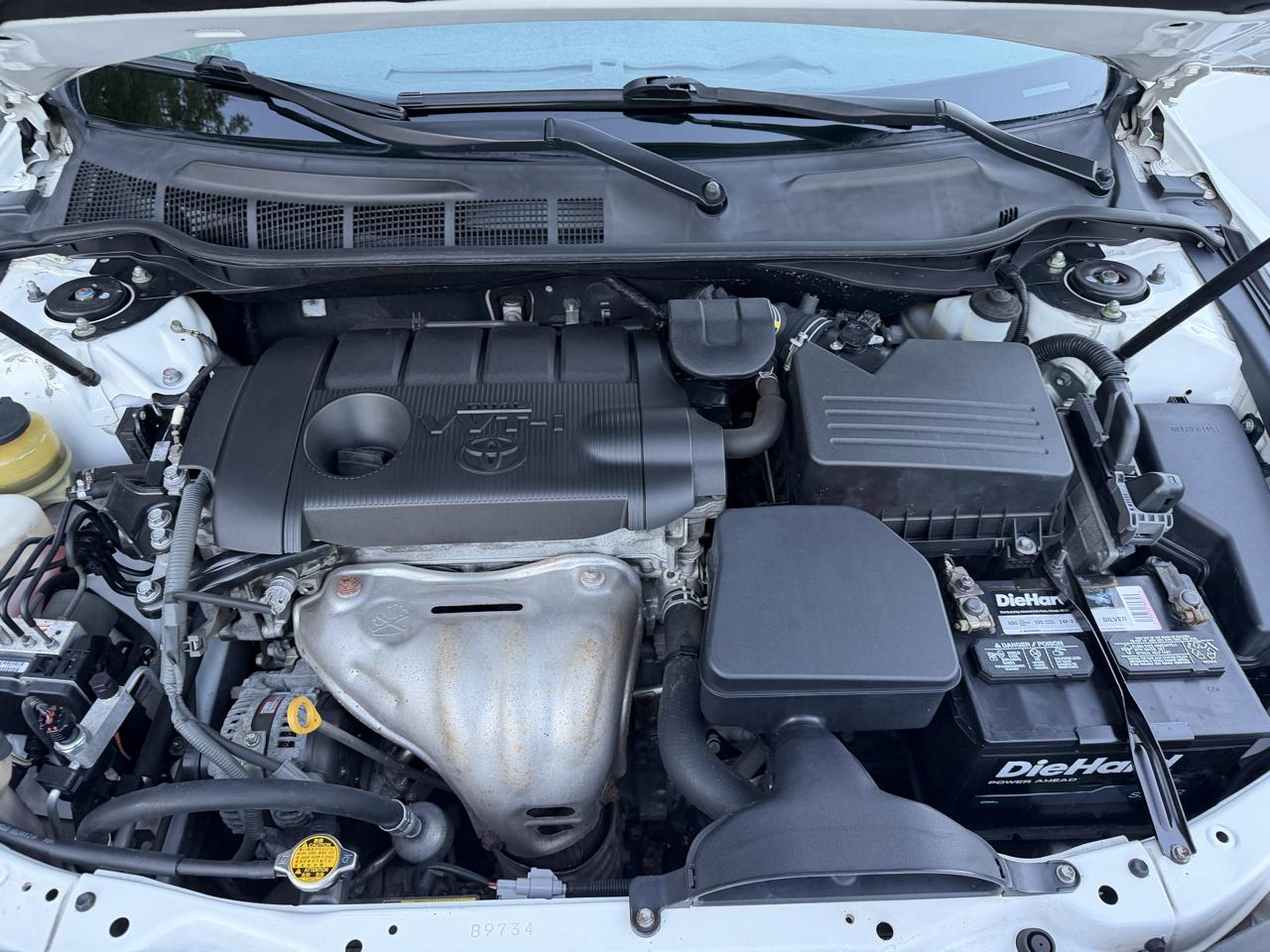 Toyota Camry LE 6-Spd AT 2011