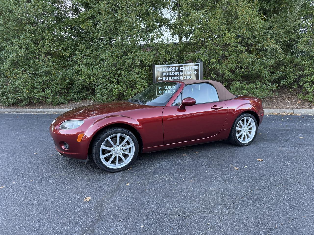 Mazda MX-5 Miata Grand Touring 2006