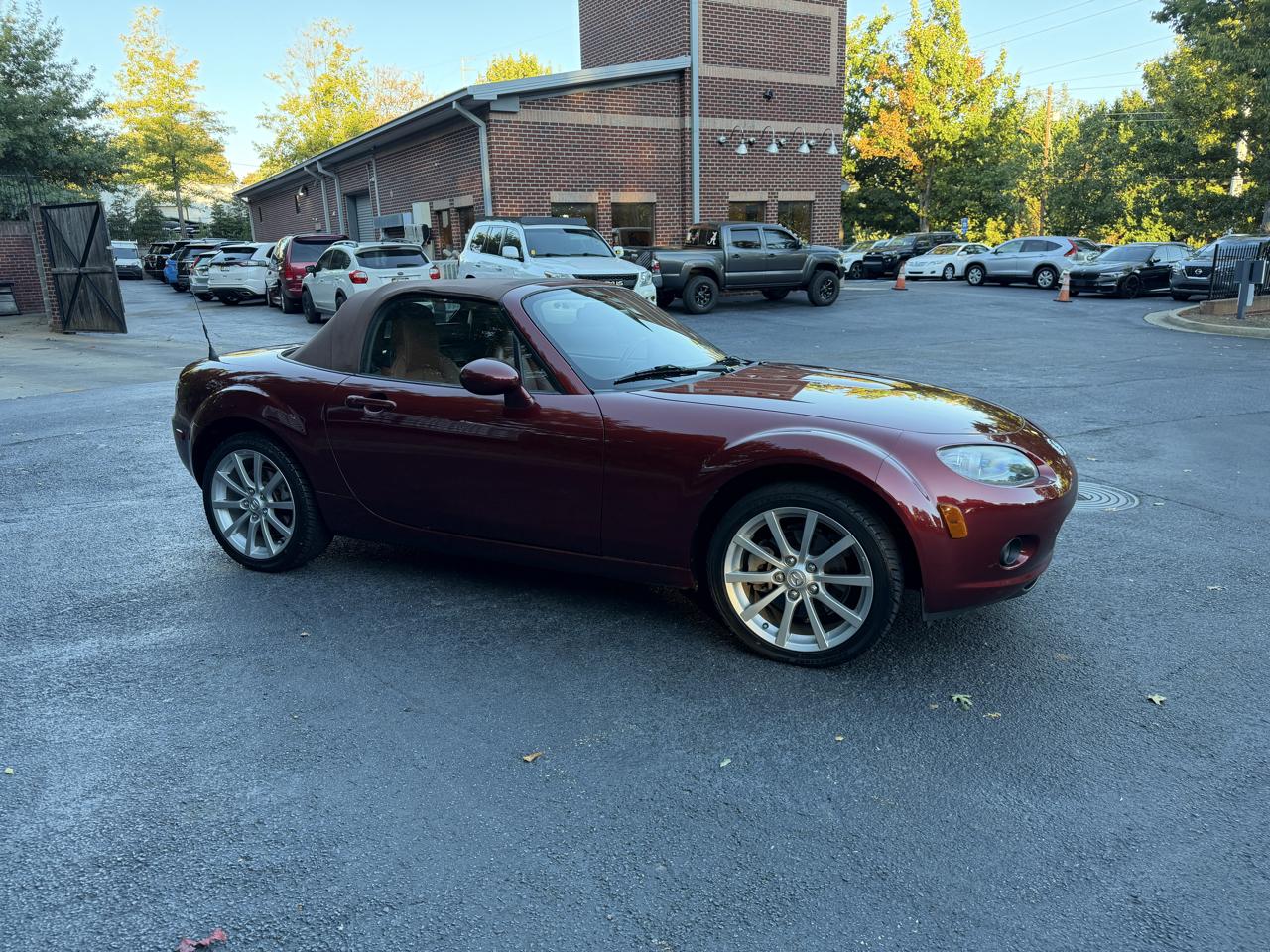 Mazda MX-5 Miata Grand Touring 2006