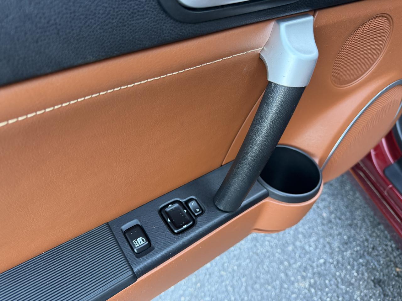 Mazda MX-5 Miata Grand Touring 2006