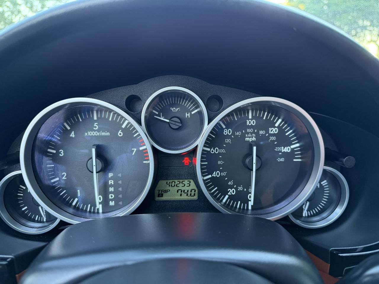 Mazda MX-5 Miata Grand Touring 2006