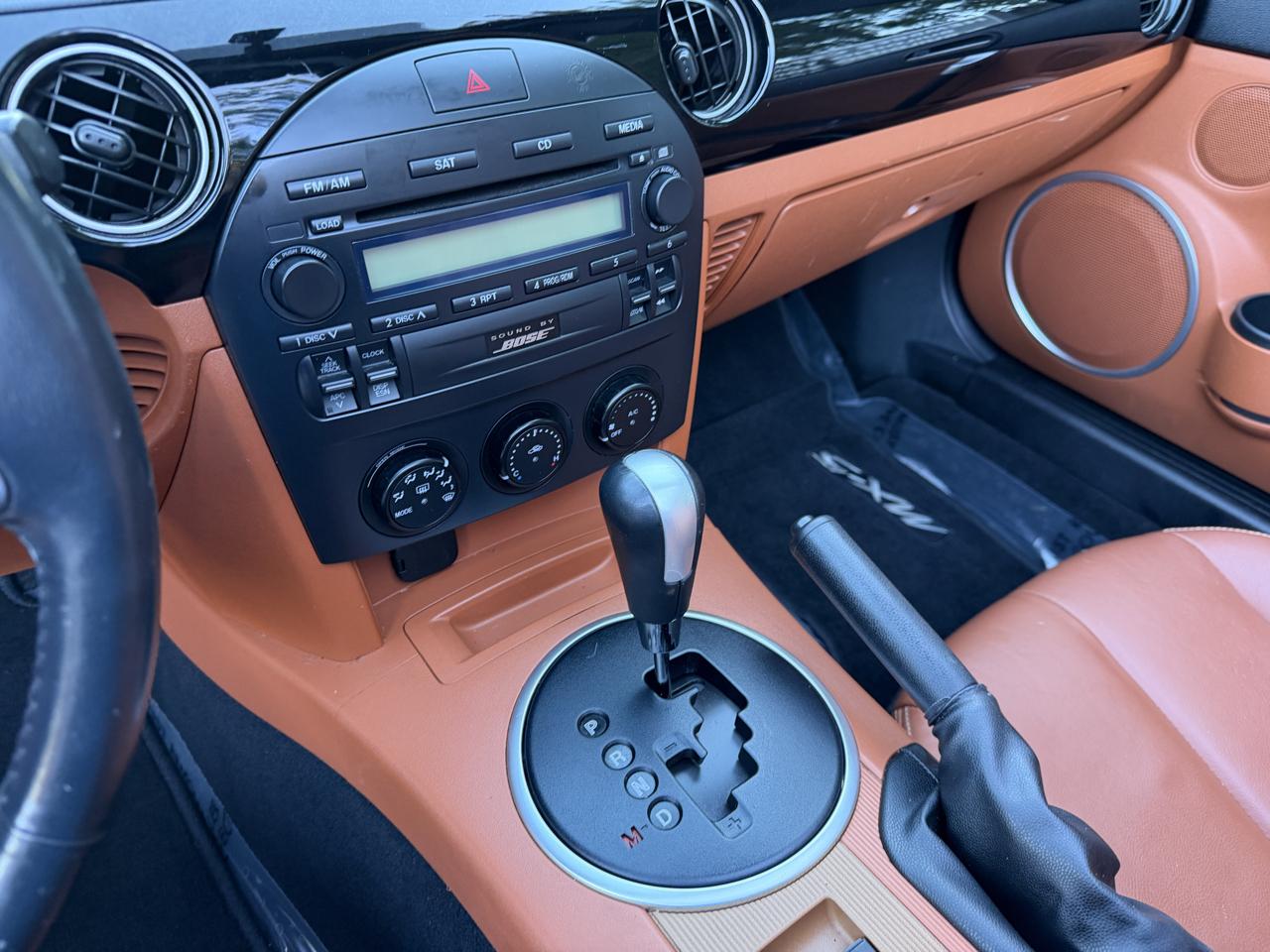Mazda MX-5 Miata Grand Touring 2006
