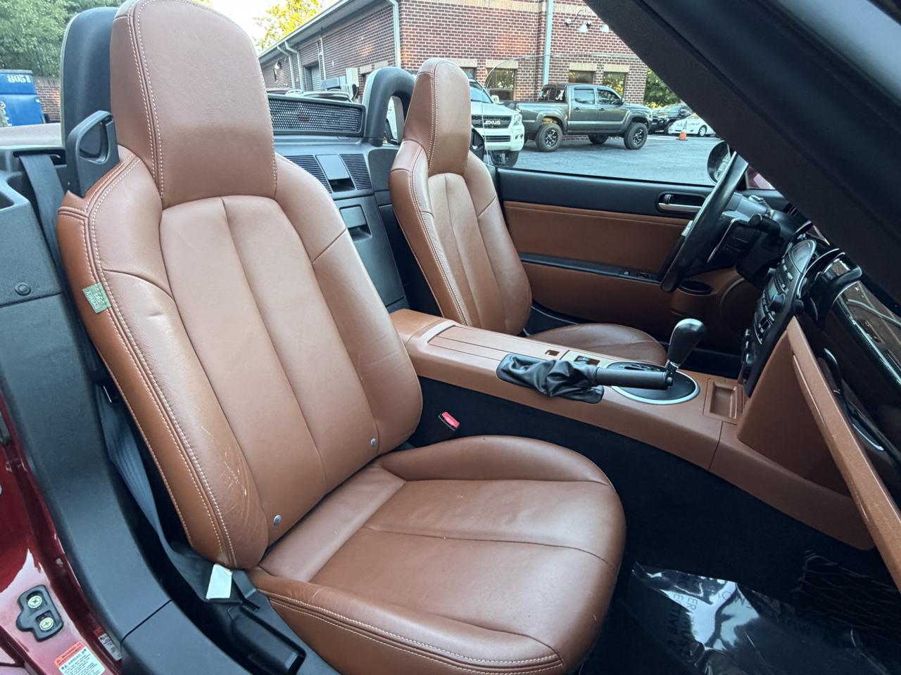 Mazda MX-5 Miata Grand Touring 2006
